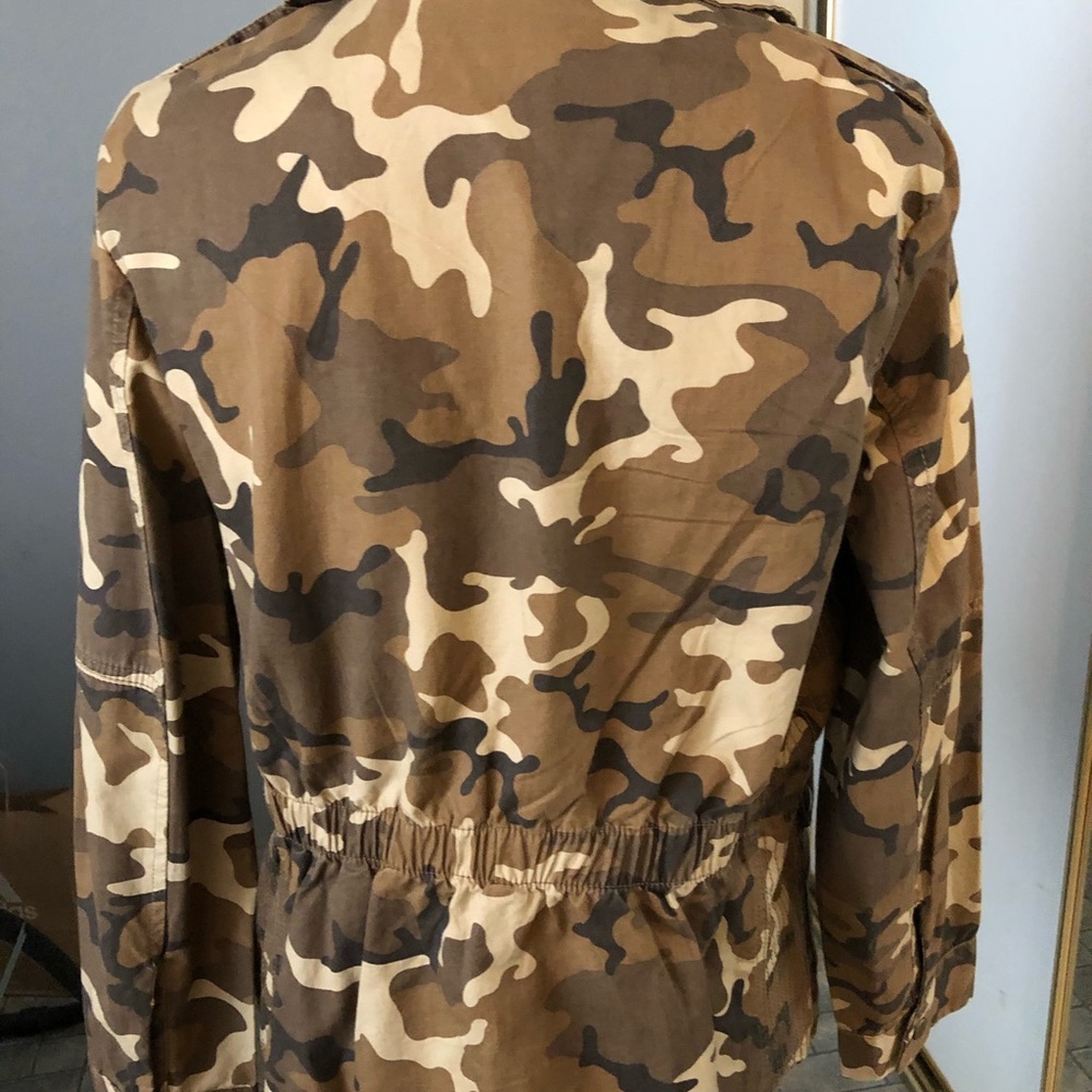 Womens jacket - Picture 3 of 3